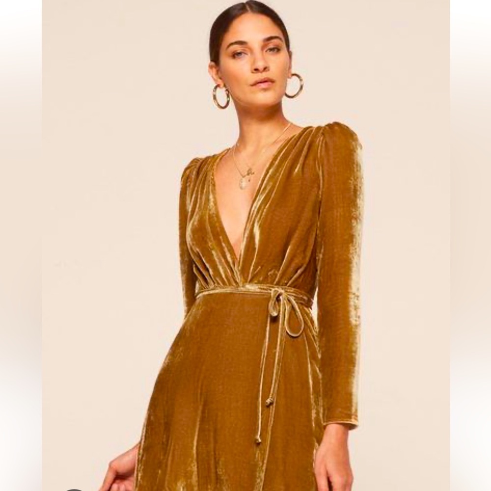 Reformation Chrissy velvet wrap dress Large
